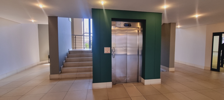 To Let Commercial Property for Rent in Sunninghill Gauteng
