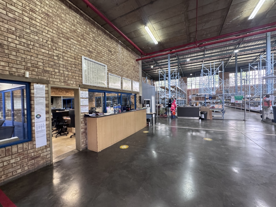To Let Commercial Property for Rent in Randjespark Gauteng