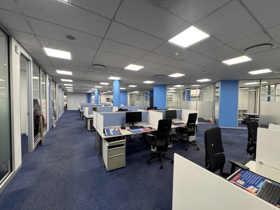 To Let Commercial Property for Rent in Randjespark Gauteng