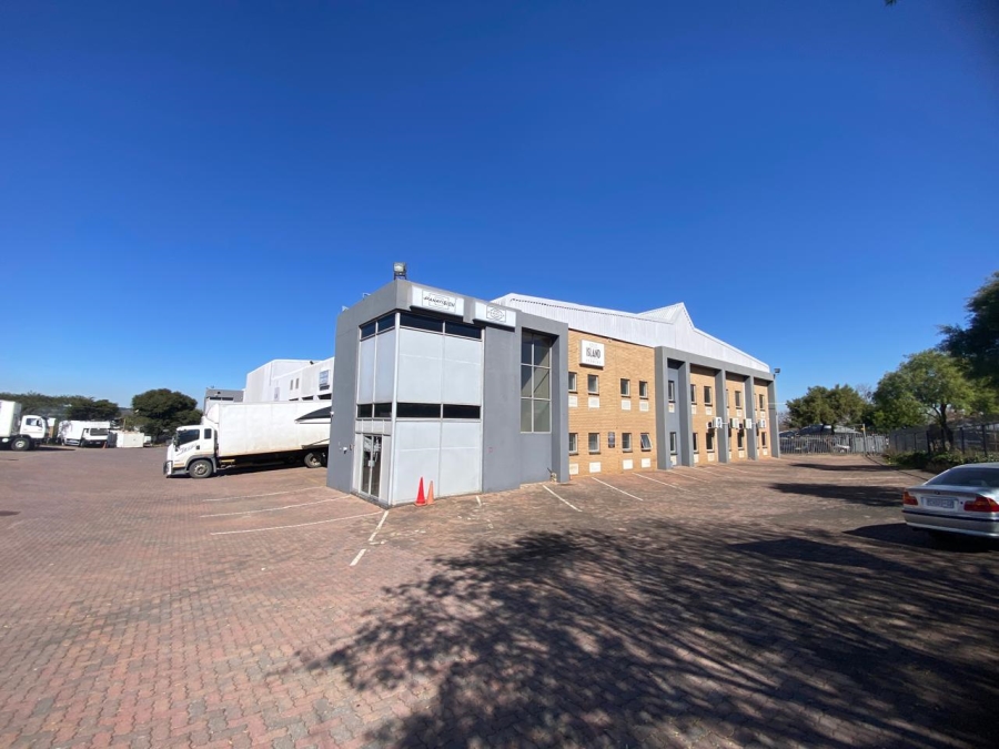 To Let Commercial Property for Rent in Randjespark Gauteng