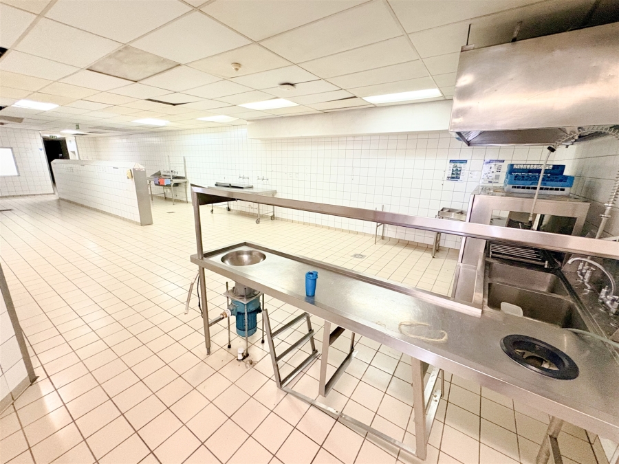 To Let Commercial Property for Rent in Bedfordview Gauteng