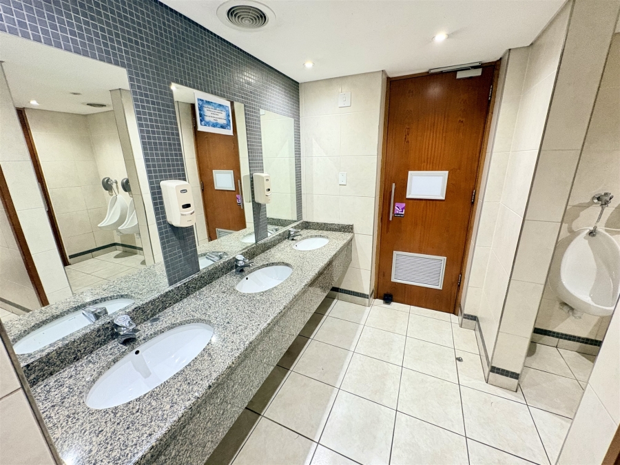 To Let Commercial Property for Rent in Bedfordview Gauteng