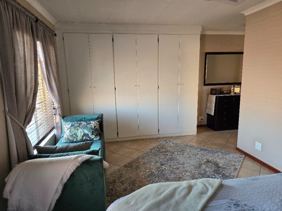 3 Bedroom Property for Sale in Sinoville Gauteng