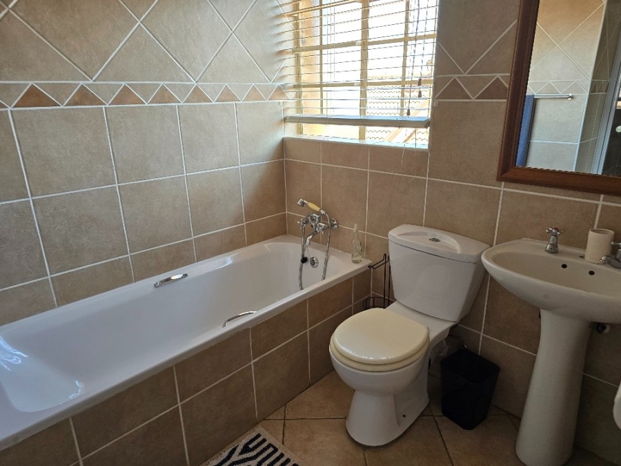 3 Bedroom Property for Sale in Sinoville Gauteng
