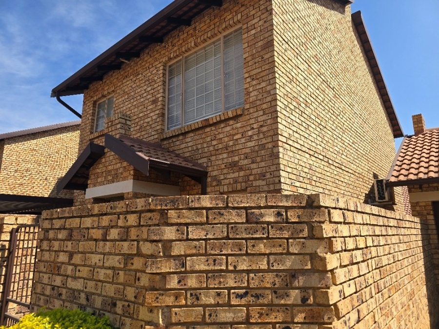 3 Bedroom Property for Sale in Sinoville Gauteng