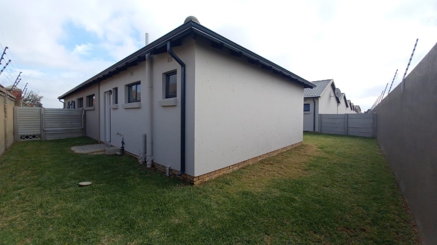 To Let 3 Bedroom Property for Rent in Albertsdal Gauteng