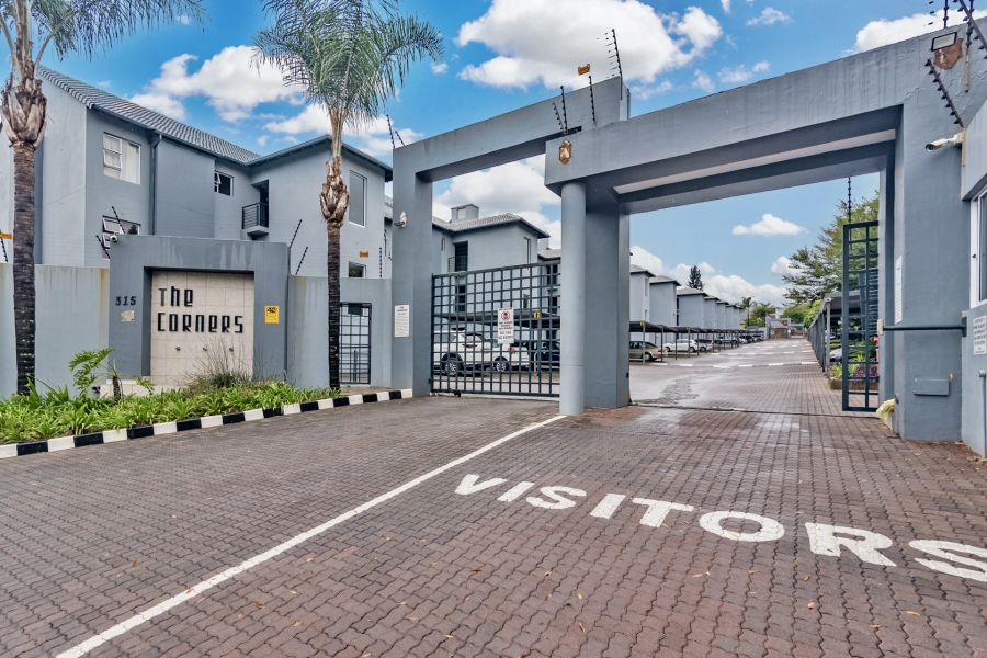 2 Bedroom Property for Sale in Ferndale Gauteng