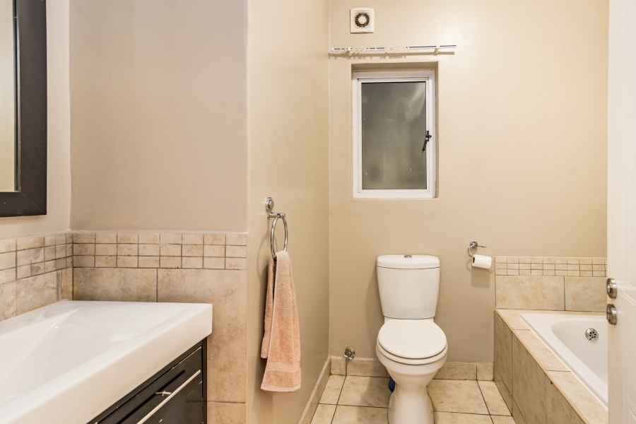 2 Bedroom Property for Sale in Ferndale Gauteng
