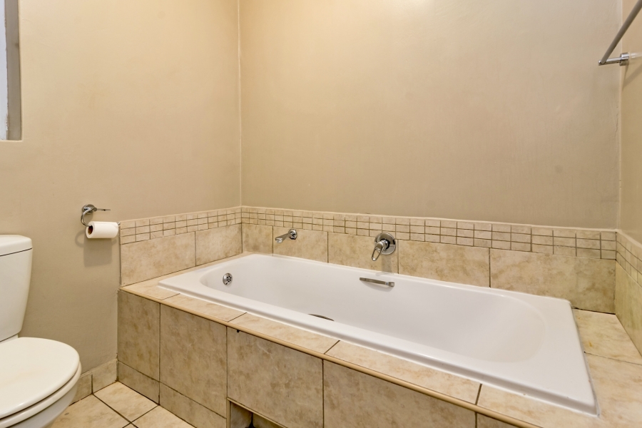 2 Bedroom Property for Sale in Ferndale Gauteng