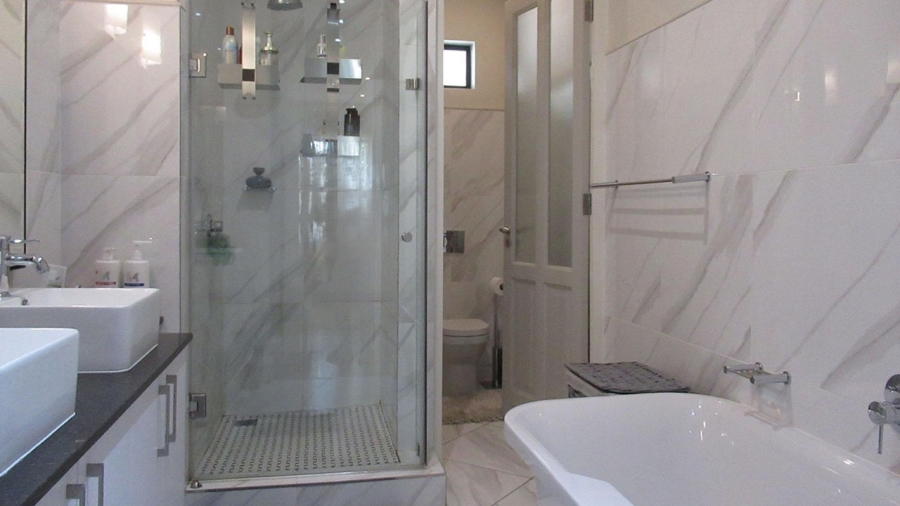 3 Bedroom Property for Sale in Bryanston Gauteng