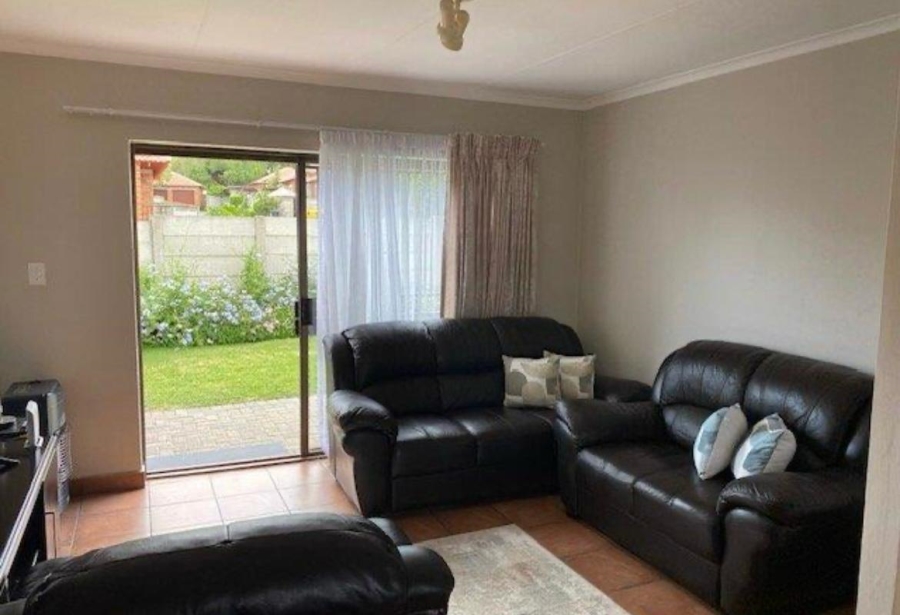 2 Bedroom Property for Sale in Honeydew Ridge Gauteng