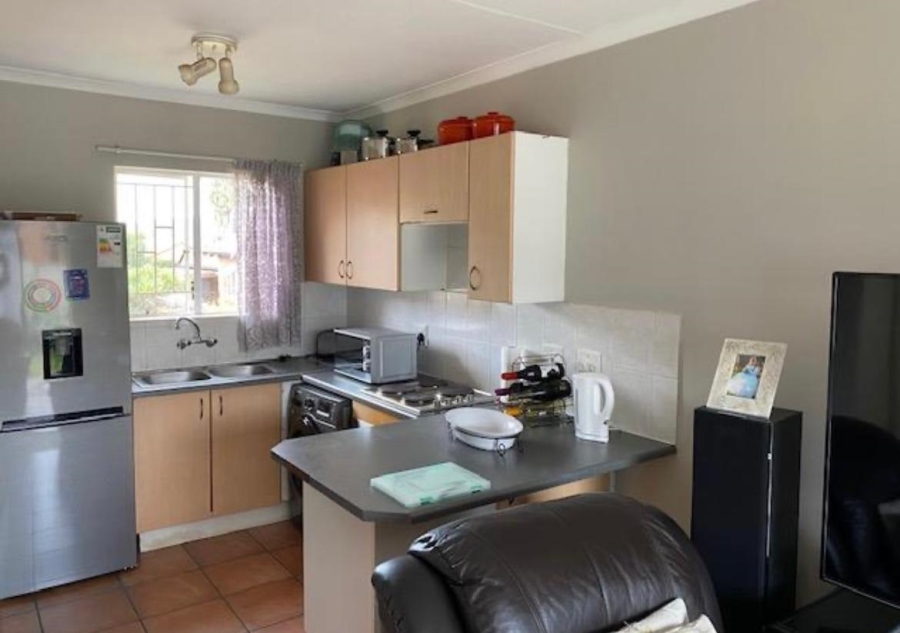 2 Bedroom Property for Sale in Honeydew Ridge Gauteng