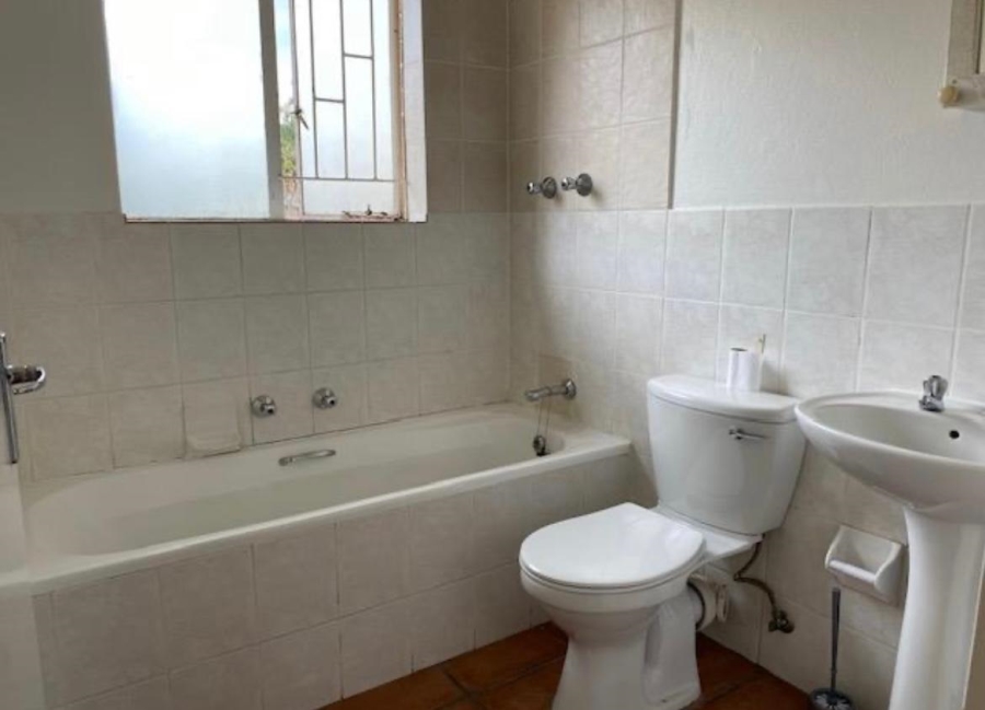 2 Bedroom Property for Sale in Honeydew Ridge Gauteng