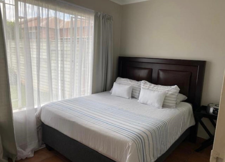 2 Bedroom Property for Sale in Honeydew Ridge Gauteng