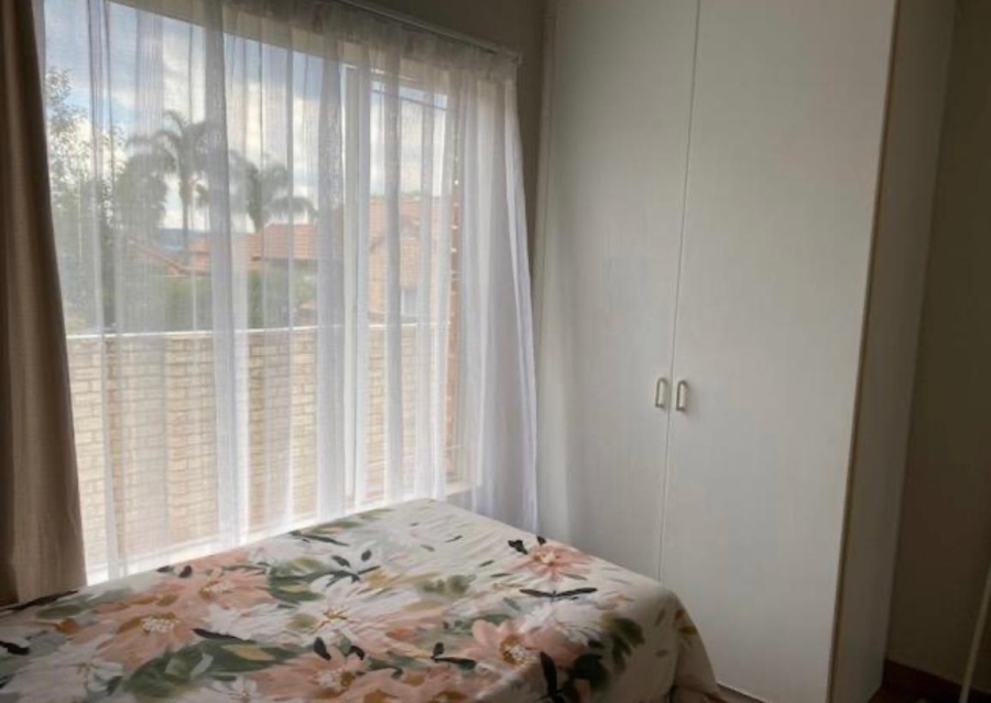 2 Bedroom Property for Sale in Honeydew Ridge Gauteng