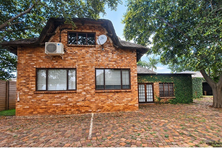 3 Bedroom Property for Sale in Zwartkop Gauteng