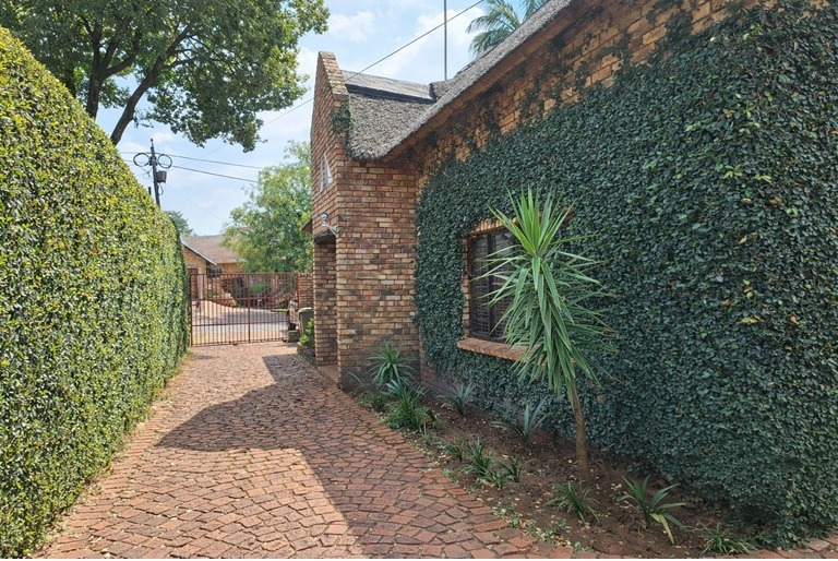 3 Bedroom Property for Sale in Zwartkop Gauteng