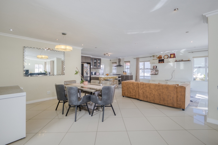 4 Bedroom Property for Sale in Fourways Gauteng
