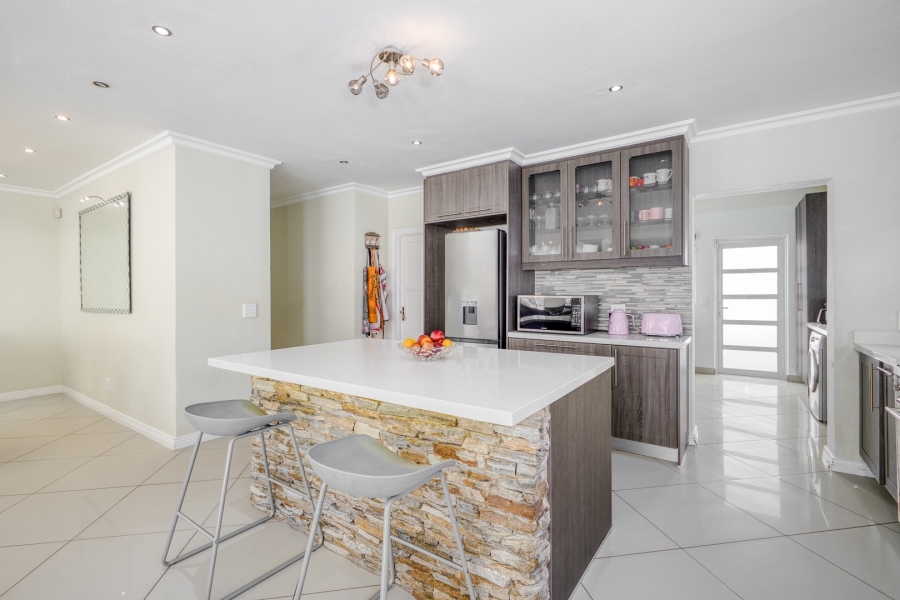 4 Bedroom Property for Sale in Fourways Gauteng