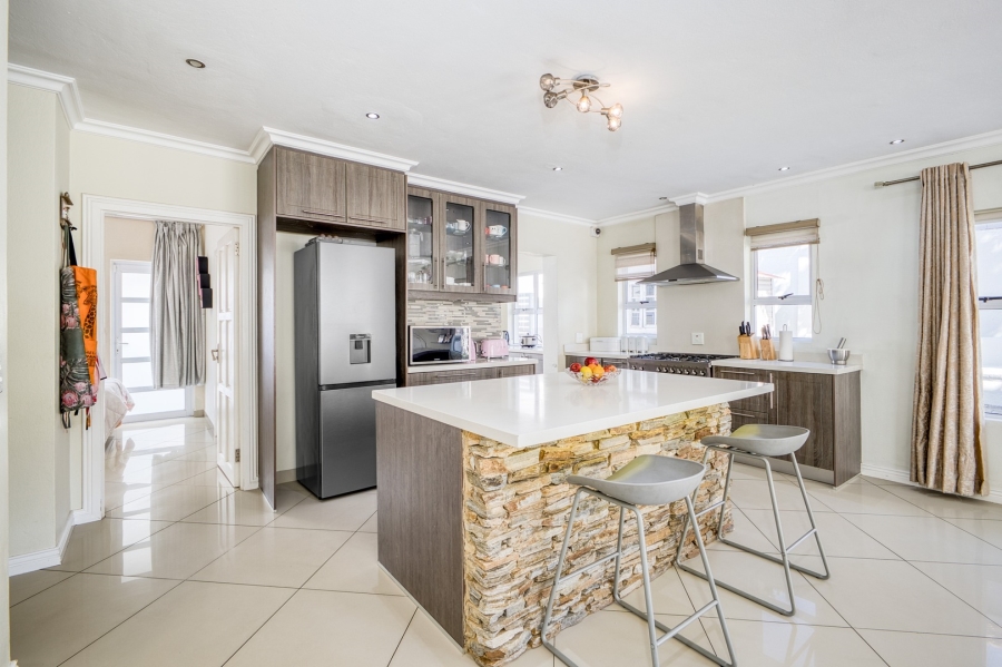 4 Bedroom Property for Sale in Fourways Gauteng