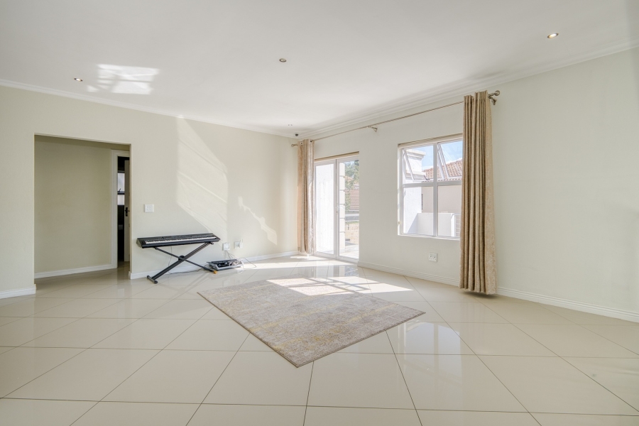 4 Bedroom Property for Sale in Fourways Gauteng
