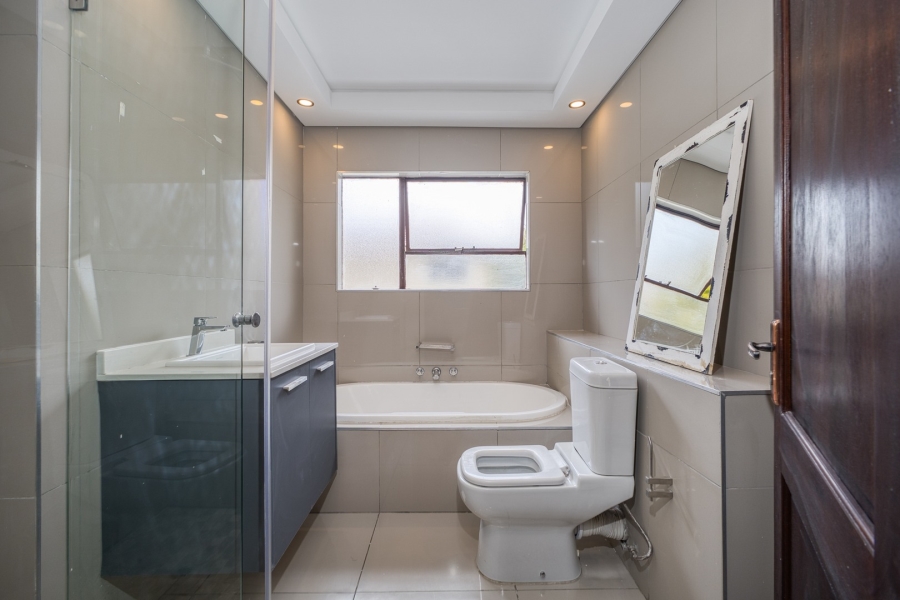 3 Bedroom Property for Sale in Broadacres Gauteng