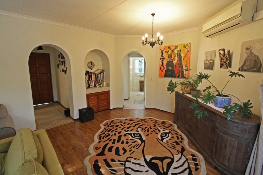 2 Bedroom Property for Sale in Bryanston Gauteng