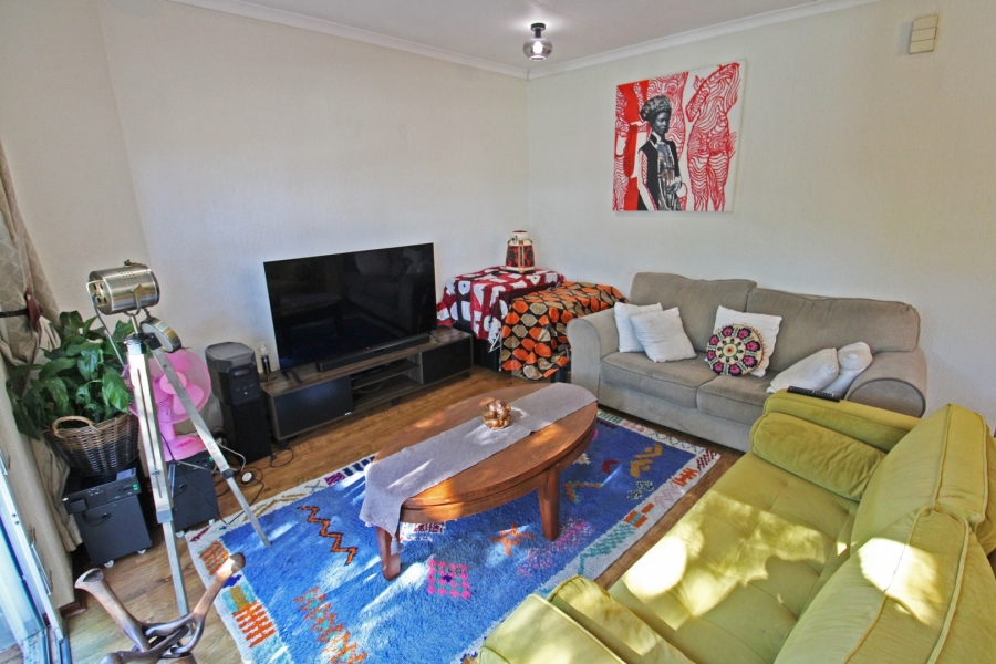 2 Bedroom Property for Sale in Bryanston Gauteng
