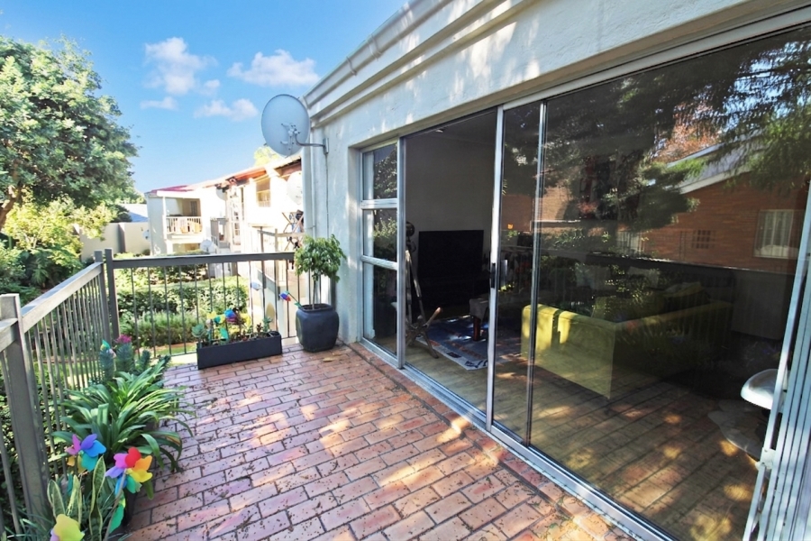 2 Bedroom Property for Sale in Bryanston Gauteng