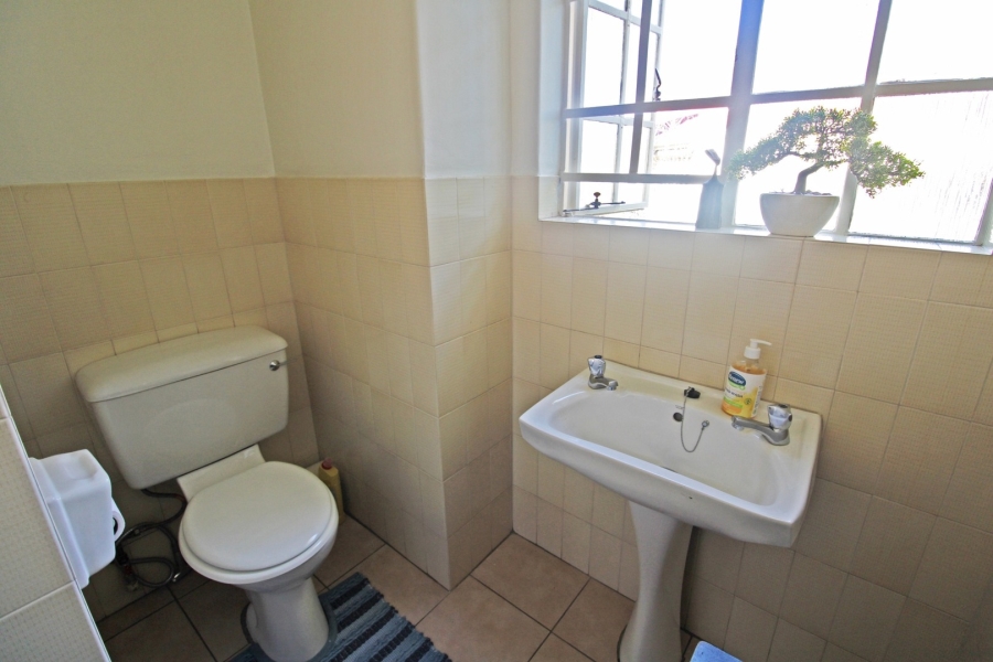 2 Bedroom Property for Sale in Bryanston Gauteng