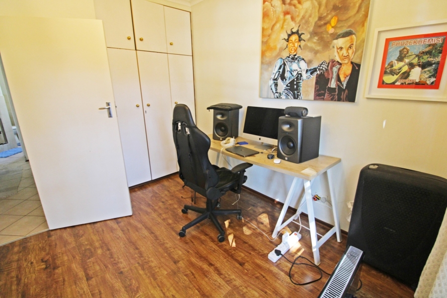 2 Bedroom Property for Sale in Bryanston Gauteng