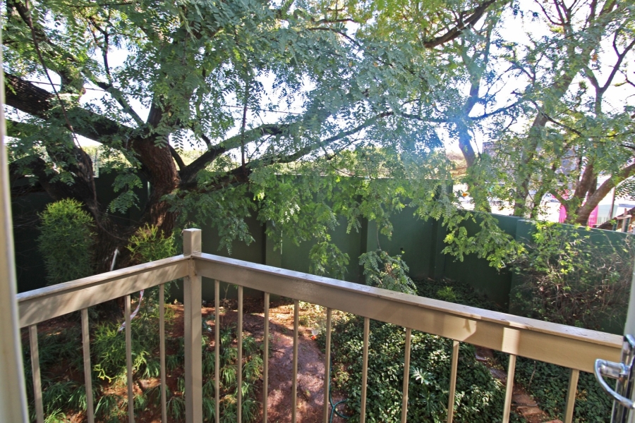 2 Bedroom Property for Sale in Bryanston Gauteng