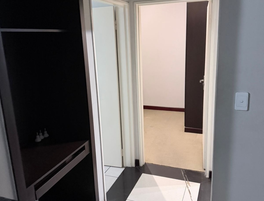 2 Bedroom Property for Sale in Noordwyk Gauteng