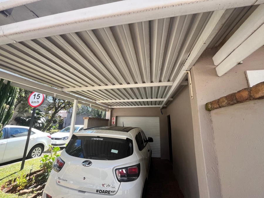 2 Bedroom Property for Sale in Willow Park Manor Gauteng