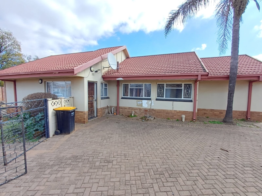 3 Bedroom Property for Sale in Sonland Park Gauteng