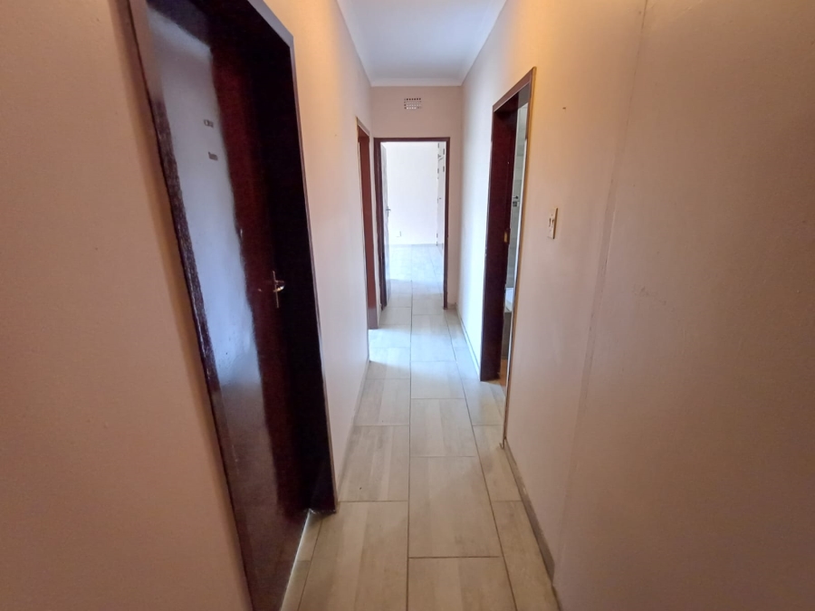 3 Bedroom Property for Sale in Sonland Park Gauteng