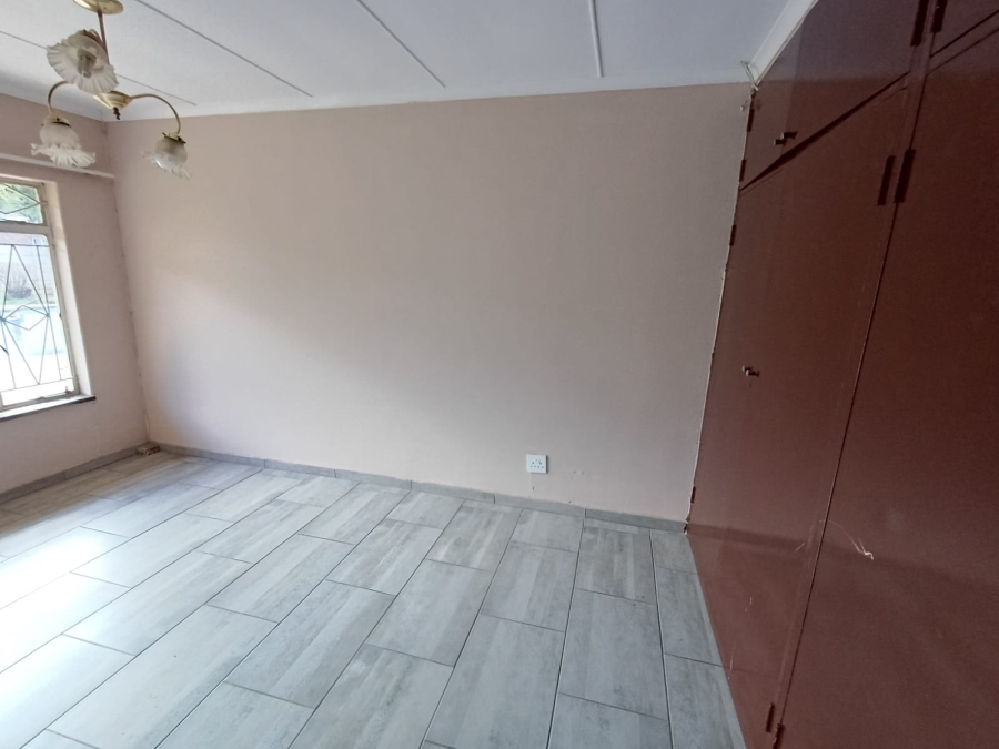 3 Bedroom Property for Sale in Sonland Park Gauteng