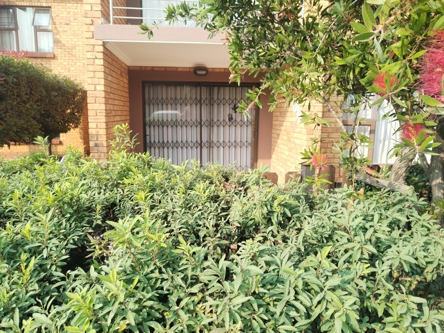 2 Bedroom Property for Sale in Willow Park Manor Gauteng