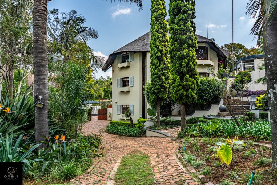 10 Bedroom Property for Sale in Waterkloof Ridge Gauteng