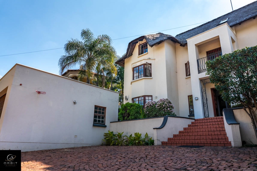 10 Bedroom Property for Sale in Waterkloof Ridge Gauteng
