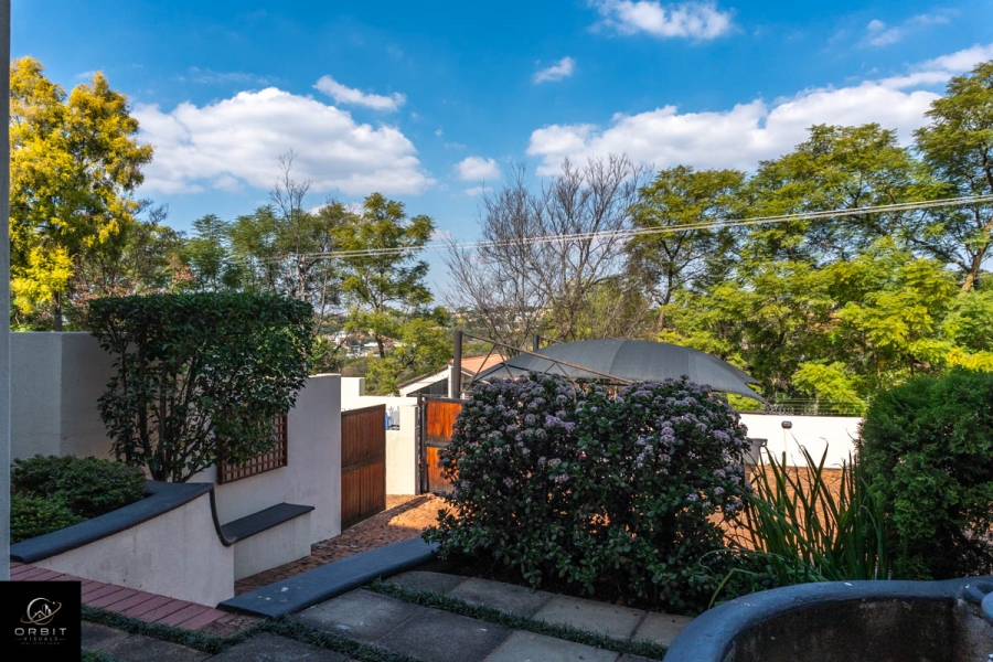 10 Bedroom Property for Sale in Waterkloof Ridge Gauteng