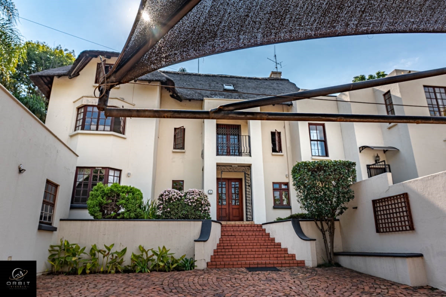 10 Bedroom Property for Sale in Waterkloof Ridge Gauteng