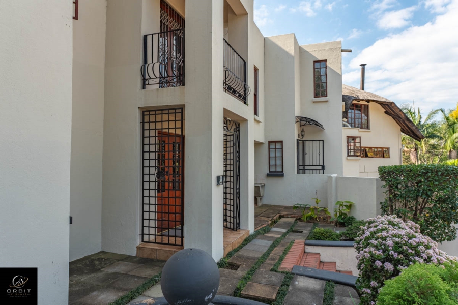 10 Bedroom Property for Sale in Waterkloof Ridge Gauteng