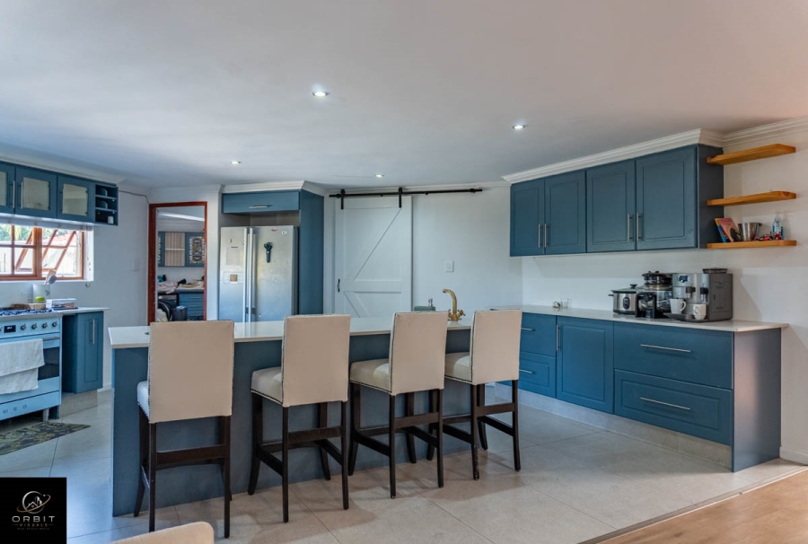 10 Bedroom Property for Sale in Waterkloof Ridge Gauteng