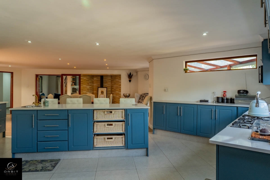 10 Bedroom Property for Sale in Waterkloof Ridge Gauteng