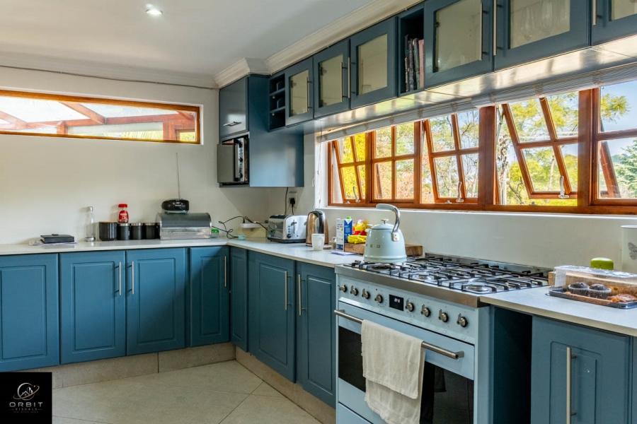 10 Bedroom Property for Sale in Waterkloof Ridge Gauteng