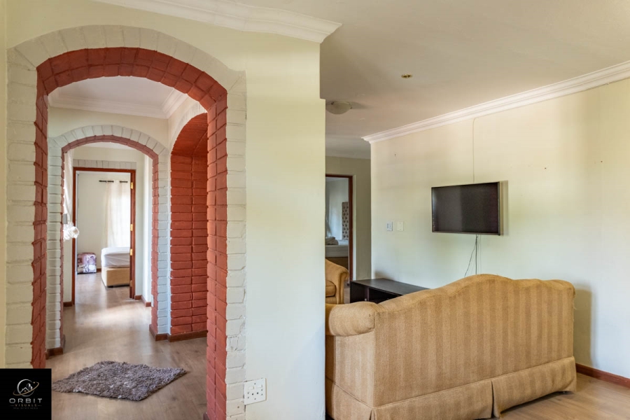10 Bedroom Property for Sale in Waterkloof Ridge Gauteng