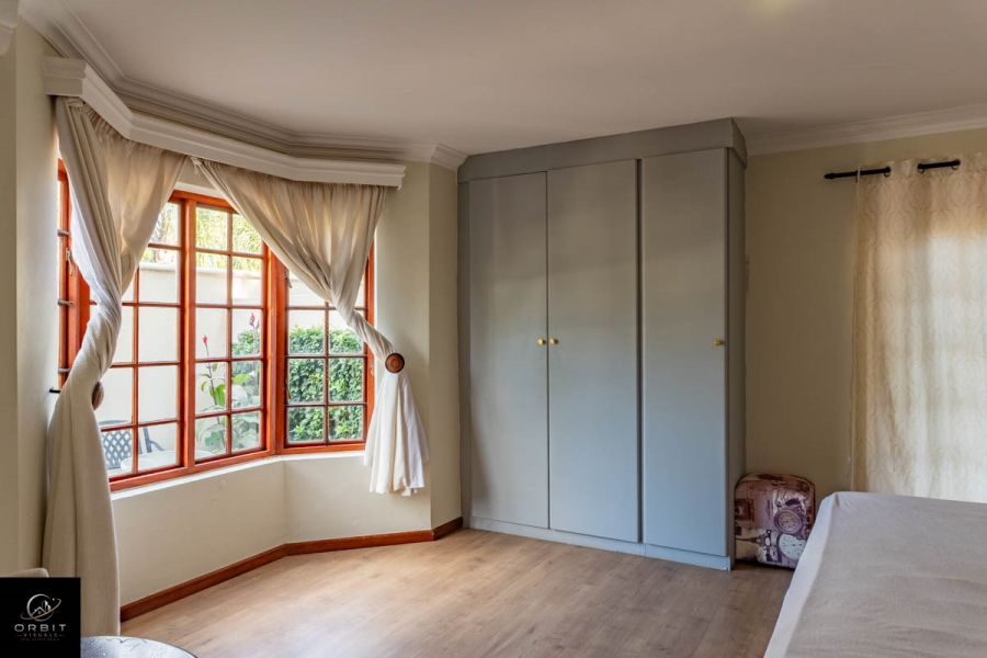 10 Bedroom Property for Sale in Waterkloof Ridge Gauteng