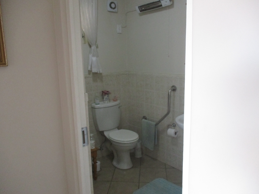 1 Bedroom Property for Sale in Willow Park Manor Gauteng