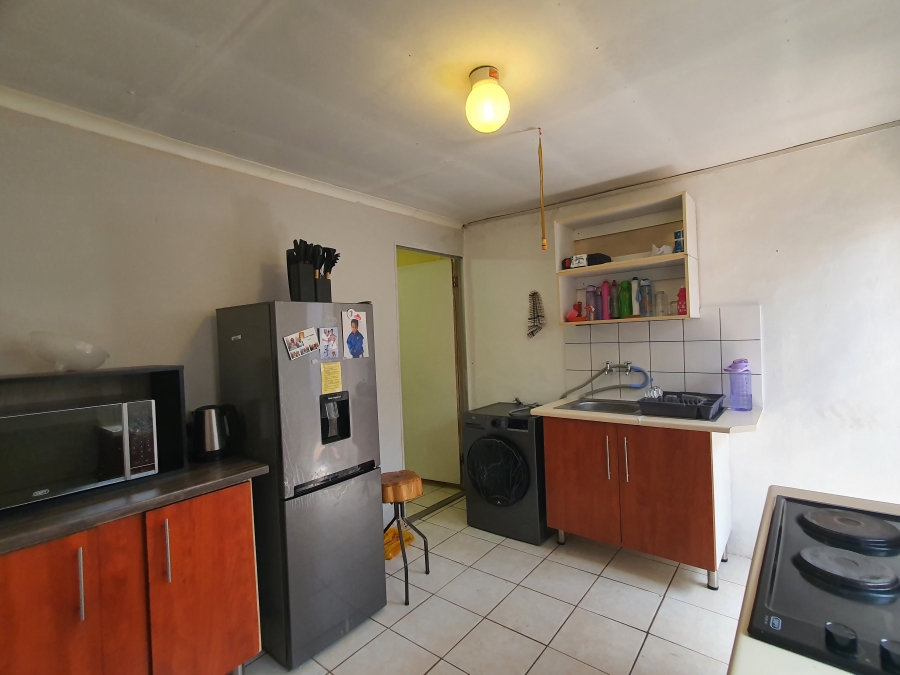 5 Bedroom Property for Sale in Silverton Gauteng